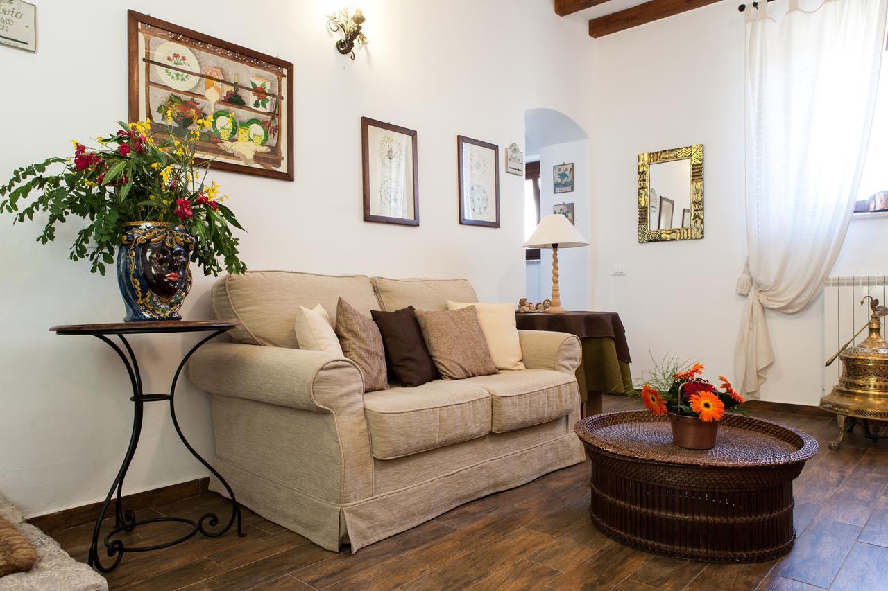 La Ferula Bed & Breakfast Scillato  Eksteriør bilde