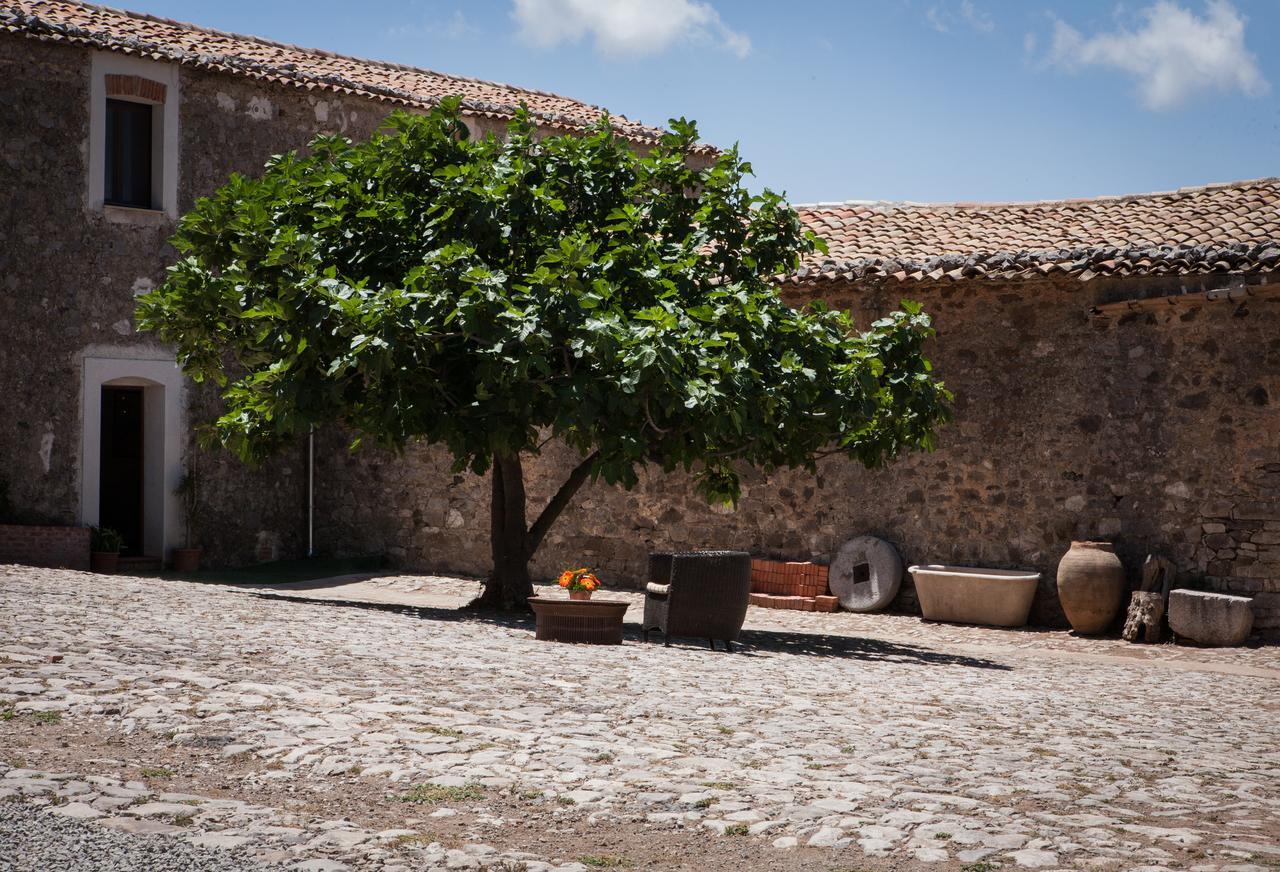 La Ferula Bed & Breakfast Scillato  Eksteriør bilde
